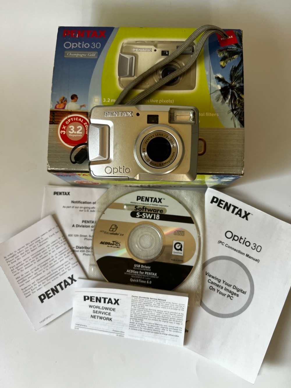 Pentax Optio 30 3.2MP Digital Compact Camera Tested w/ Box and Manual